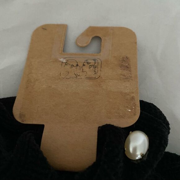 Berry Scrunchie Hair Tie Large Pearl Beaded Black Casual Neutral Trendy Accessor - Picture 5 of 7